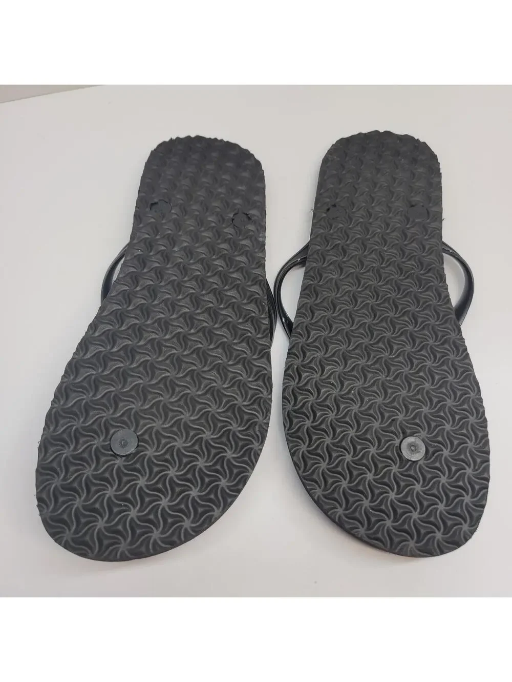 Men's Old Navy Skull Flip Flops Size 10-11 Black/White NEW